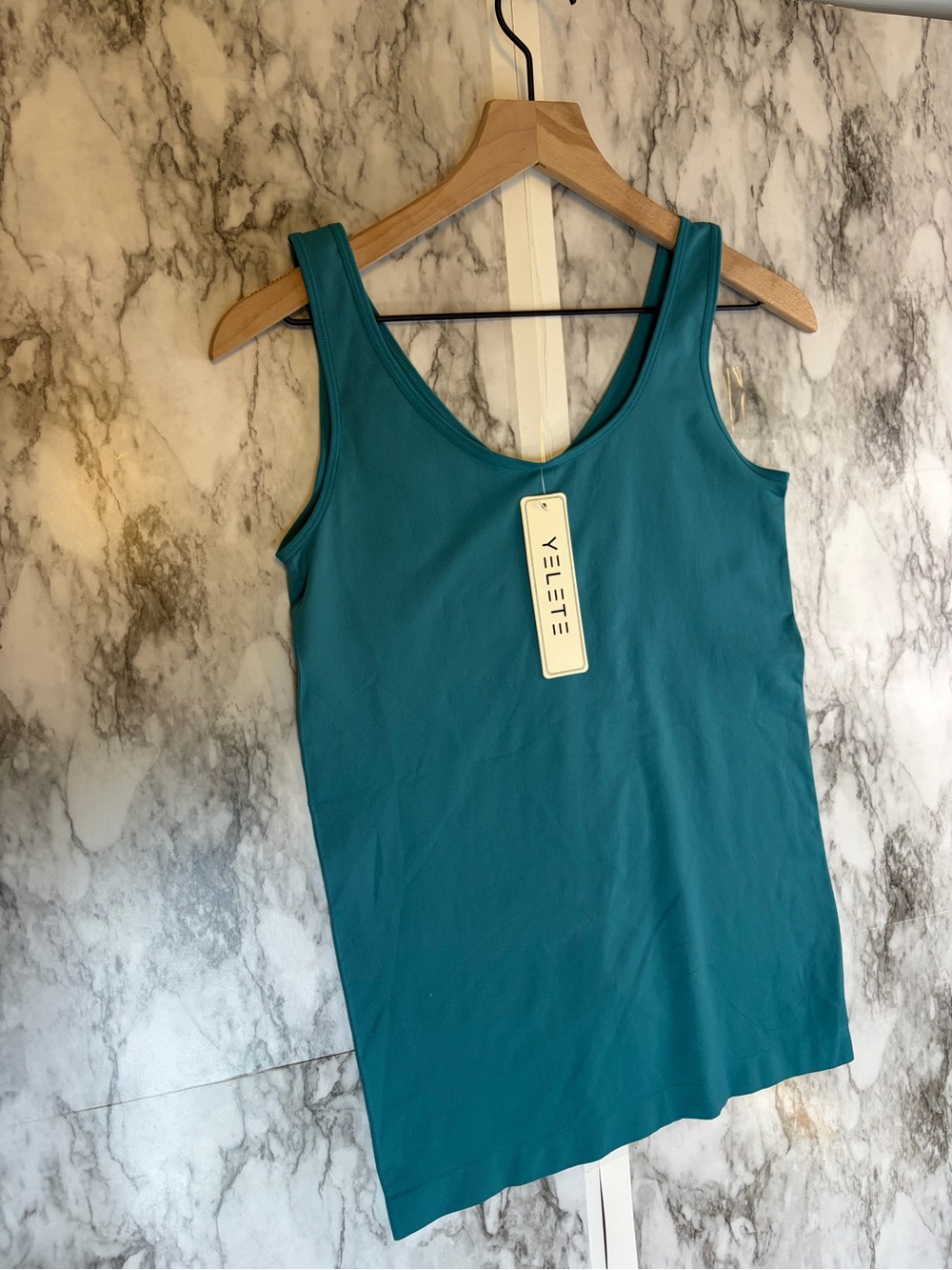 Yelete Plus size Teal V-Neck Tank Top NEW WITH TAG. - Picture 3 of 6